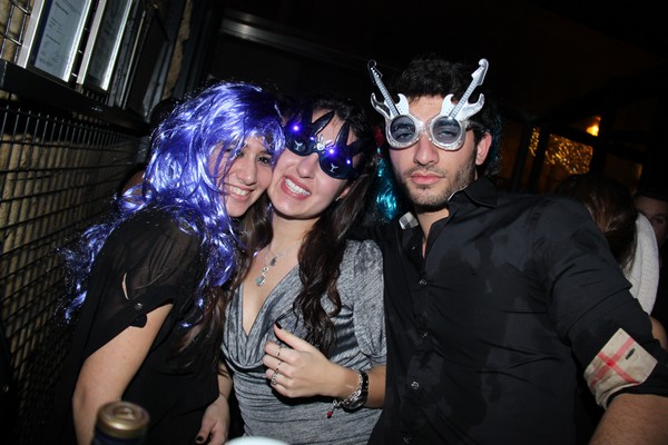 NYE Cassis